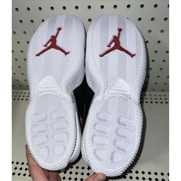 Jordan Stay Loyal 2 Mens Basketball Shoes Size 10 Black Red White DQ8401-061 - Picture 7 of 9